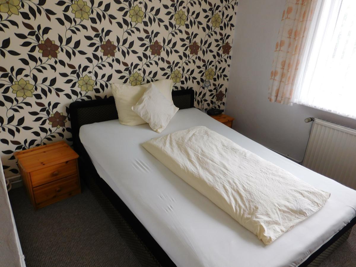 Hotel Pension Am Kurmittelhaus Bad Grund Eksteriør bilde